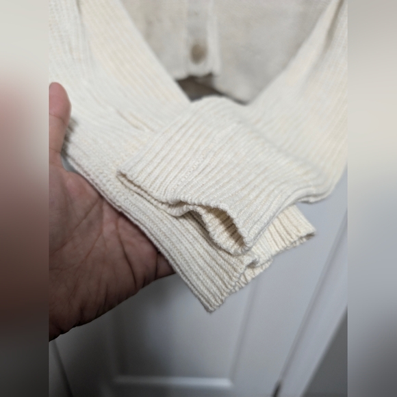 Aerie Cropped Cardigan - Picture 4 of 5